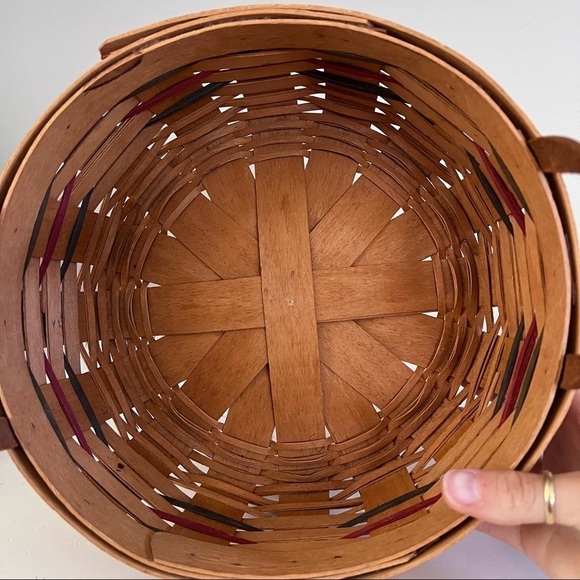 LONGABERGER WOVEN TRADITIONS 10" DARNING BASKET with 2 LEATHER LOOP HANDLES 1995 - Picture 4 of 10